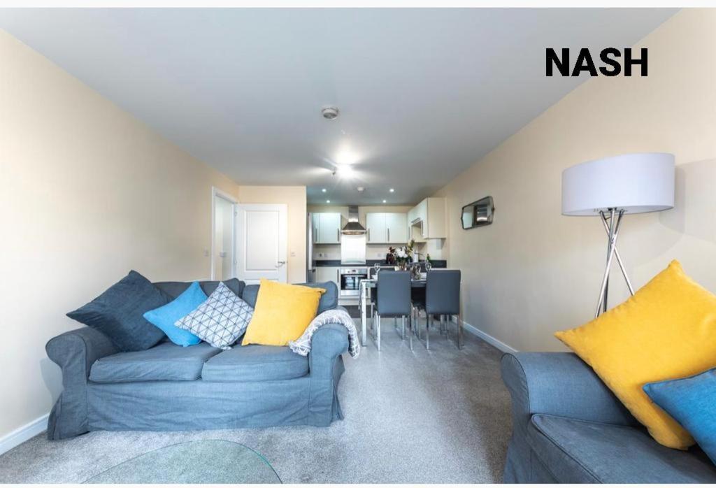 Stylish 2 Bedroom Apartment-Short Term Lets & Serviced Accomodation Reading Extérieur photo