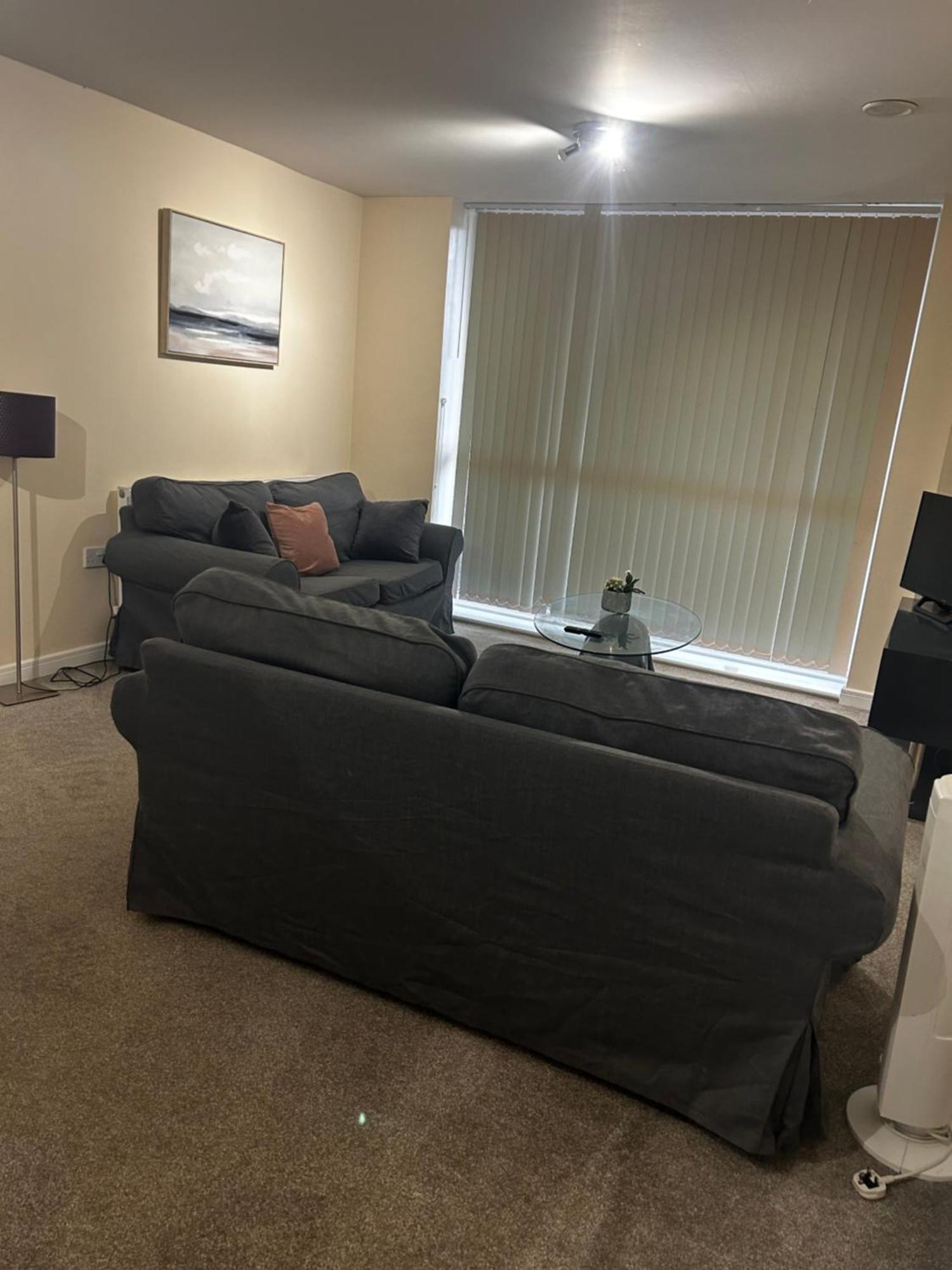 Stylish 2 Bedroom Apartment-Short Term Lets & Serviced Accomodation Reading Extérieur photo
